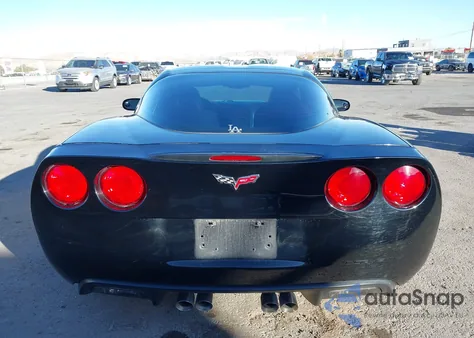 2013 Chevrolet Corvette z USA, uszkodzony, nr VIN 1G1YE2DW7D5106106